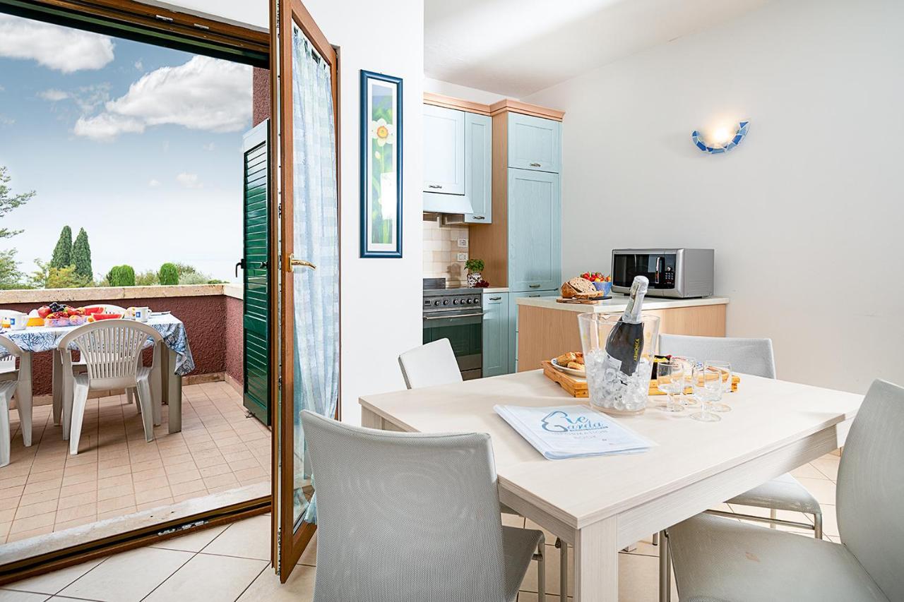 Apartments Blue View - Residence Casetto Bardolino - Regarda Travel Exteriör bild