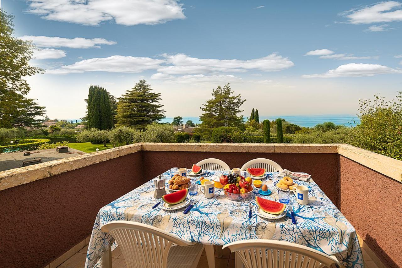 Apartments Blue View - Residence Casetto Bardolino - Regarda Travel Exteriör bild