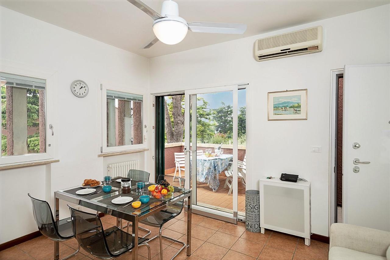 Apartments Blue View - Residence Casetto Bardolino - Regarda Travel Exteriör bild