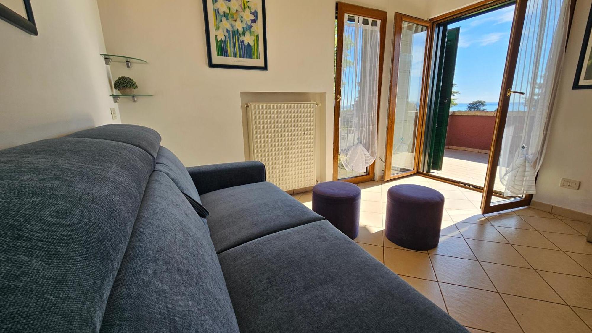 Apartments Blue View - Residence Casetto Bardolino - Regarda Travel Exteriör bild